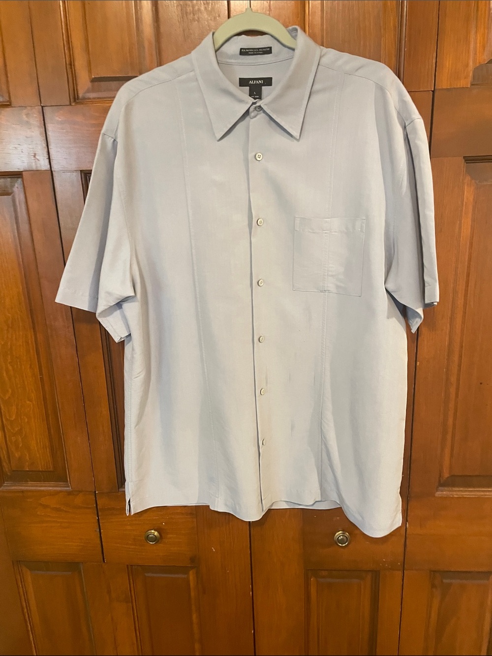 Alfani Men's Short-Sleeve Button-Down Shirt in Pale Blue.. Size L. NWOT